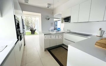 Property slide 12