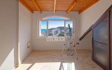Property slide 51