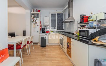 Property slide 10