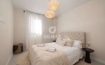 Property slide 32