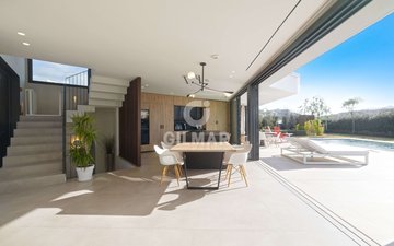 Property slide 20