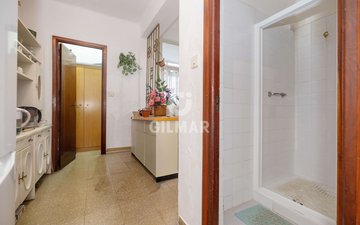 Property slide 22