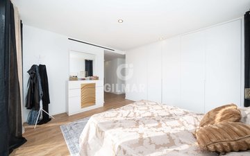 Property slide 21
