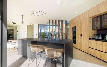 Property slide 25