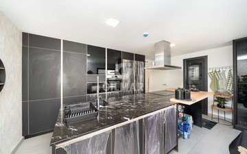 Property slide 17