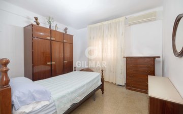 Property slide 20
