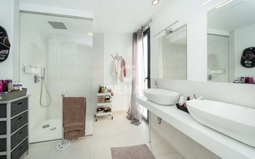 Property slide 23