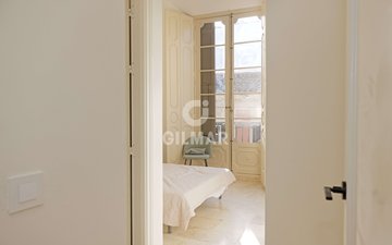 Property slide 22