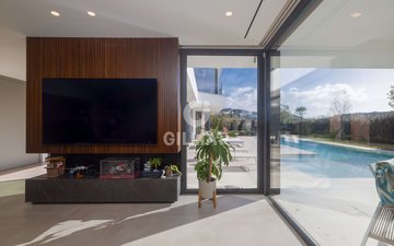 Property slide 36