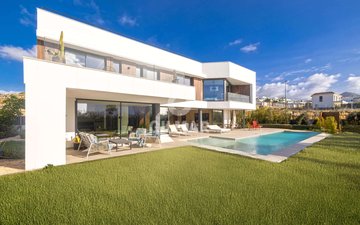 Property slide 43