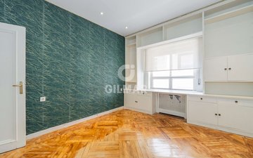 Property slide 18