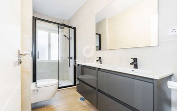 Property slide 22