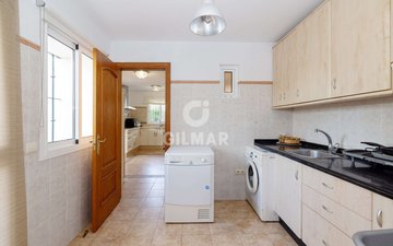 Property slide 40
