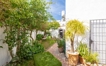 Property slide 51