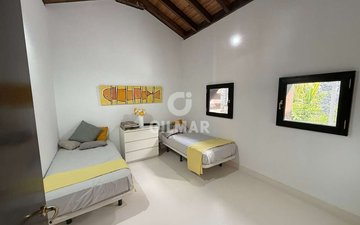 Property slide 17