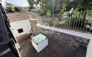 Property slide 24
