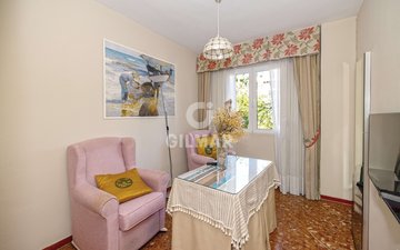 Property slide 27