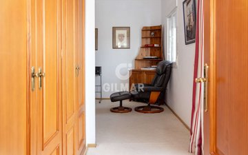 Property slide 29