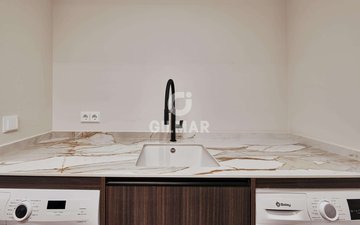 Property slide 44