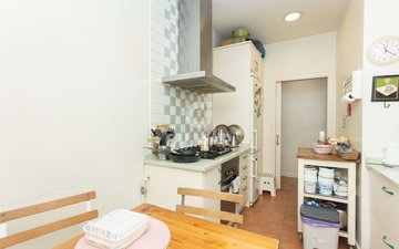 Property slide 25