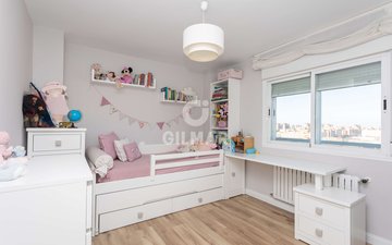 Property slide 18