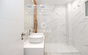Property slide 40