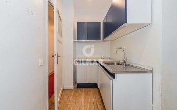 Property slide 25