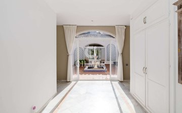 Property slide 14