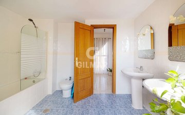 Property slide 17