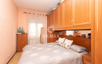 Property slide 16