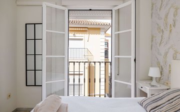 Property slide 22