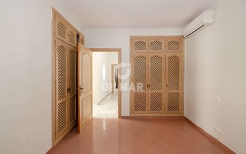 Property slide 24