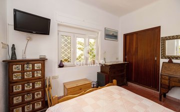 Property slide 7
