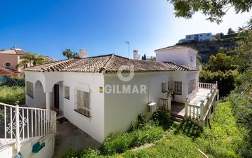 Property slide 44