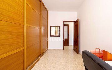 Property slide 28