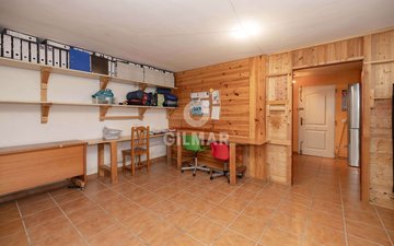 Property slide 48