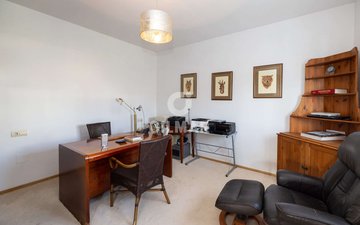 Property slide 30