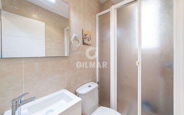 Property slide 32