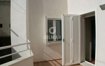 Property slide 17