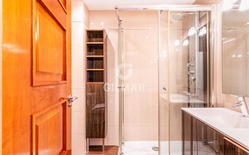 Property slide 25