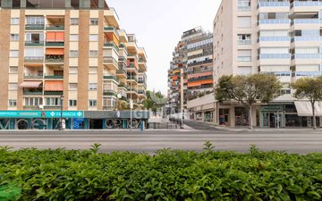 Property slide 24