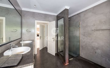 Property slide 20