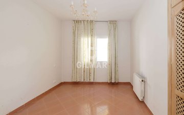 Property slide 23