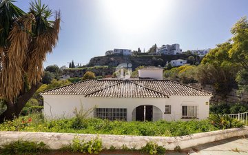 Property slide 43