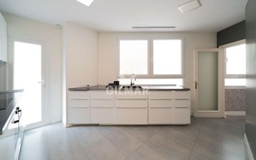Property slide 25