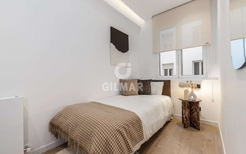 Property slide 16