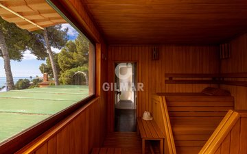 Property slide 24