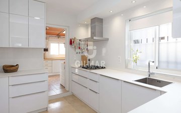 Property slide 17