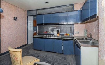 Property slide 12