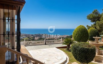 Property slide 41